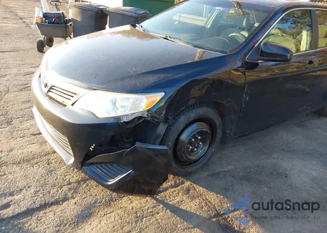 2014 Toyota Camry L z USA, uszkodzony, nr VIN 4T4BF1FK8ER358339